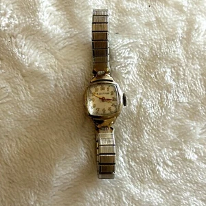 Vintage Bulova 1950 L0 Ladies Watch 17J 6BKC 10k Rolled Gold Plate Runs - Picture 1 of 11