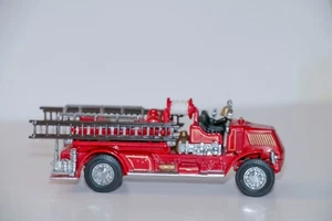 1920 MACK AC FIRE TRUCK by MATCHBOX YFE01 - Picture 1 of 5