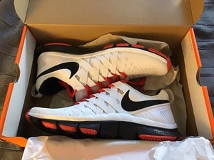 Nike Talla 11 Hombre Entrenador Gratis 5.0 (V4) BLANCO/NEGRO/ROJO 579809-106 ¡NUNCA USADO! - Imagen 1 de 8