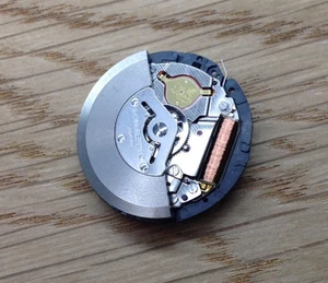 Seiko 5M63A KINETIC Watch Movement - Restoration / Repair - Black & White date - Picture 1 of 4