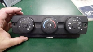 Freightliner HVAC Temp Controls A22-60645-101 - Picture 1 of 2
