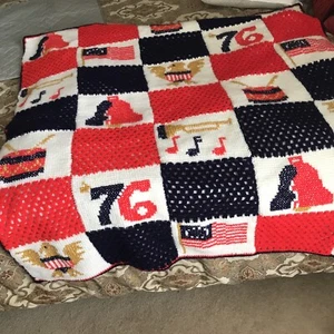 Vtg 1976 Bicentennial Handmade Crochet Afghan Blanket Throw 50”x46”Americana - Picture 1 of 9
