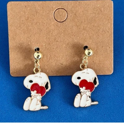 Pendientes de dibujos animados Snoopy Peanuts 🐶  Foto 1 de 3
