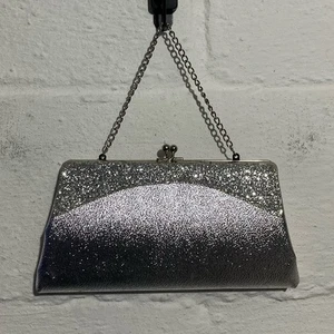 Vintage 60’s Silber Schimmer Abend Handtasche Clutch mit Kette - Bild 1 von 9
