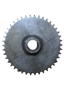 New Holland Axle Drive Sprocket L425 L325 L225 L445 249640 Gear Chain Sprocket - Picture 1 of 4