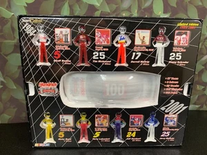 TEAM CALIBER HANDRICK MOTORSPORTS 100 VICTORIES 2002 MONTE CARLO W/DRIVERS 1:24 - Picture 1 of 22