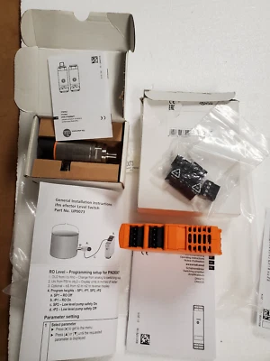 IFM Pressure Sensor PN2697 + DN0220 + EVC006 - Image 1 of 4
