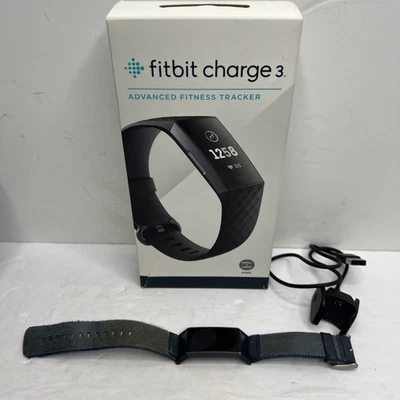 Fitbit Charge 3 健身活动跟踪器,蓝色灰色,带充电器 — 第 1/4 张图片