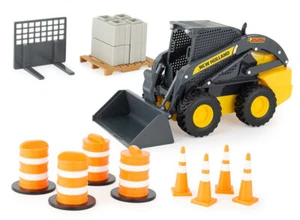 Ertl 47351 1/16 Scale New Holland L225 Skid Steer Loader Playset - Picture 1 of 1