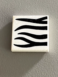 LEGO White Tile 2 x 2 with Safari Pattern Ref 3068pb0012 Set 6672 - Picture 1 of 1