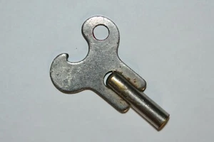 Vecchio Orologio Mantel Chiave Acciaio - Foto 1 di 2