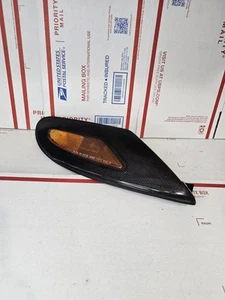 1990 - 1993 TOYOTA CELICA RIGHT PASSENGER TURN SIGNAL LIGHT LAMP FENDER MOUNTED - Picture 1 of 9