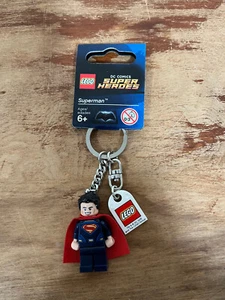 LEGO 853590 DC Comics Super Heroes Superman Minifigure Portachiavi 2016 - Foto 1 di 8