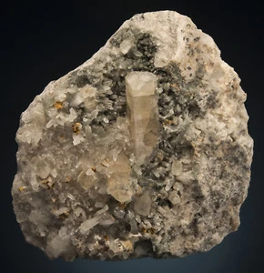 Topaz Schneckenstein Cliff, Klingenthal, Vogtland, Saxony, Germany 0900-0580 - Picture 1 of 9