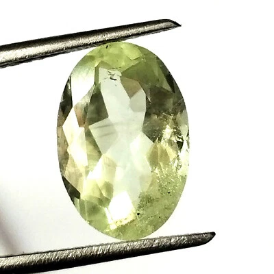 3.50 Carat Natural Green Aquamarine Faceted Oval Cut Loose Gemstone 12.4X8.3 mm - Image 1 of 4