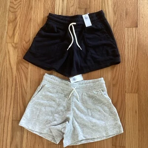 NWT Old Navy Girl’s 2 Piece Lot Shorts Size Small 6-7 Years - Picture 1 of 4