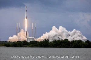 2021 June 30th 8X10 Photo SpaceX Transporter 2 B-1060.8 RTLS LZ-1 143 Satellites - Imagen 1 de 1