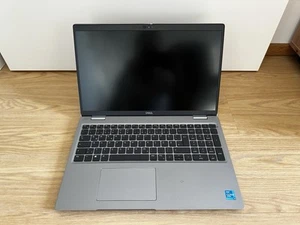 Dell Latitude 5520 i5-1145G7 32GB DDR4 2x 512 GB NVMe - Afbeelding 1 van 2