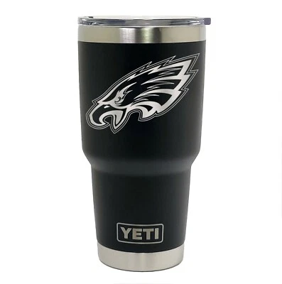 Colster grabado láser Philadelphia Eagles YETI, 20 o 30 oz. Vaso negro  Foto 1 de 3