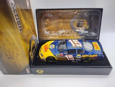 2003 Michael Waltrip #15 NAPA Auto Parts/Nilla Wafers Action RCCA Elite 1:24