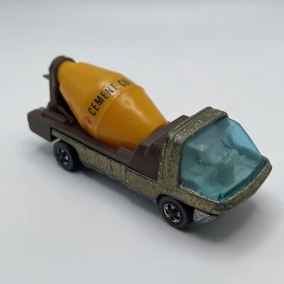 Vintage 1970 Hot Wheels Redline Heavyweights Cement Mixer Olive Green Hong Kong  - Image 1 of 4