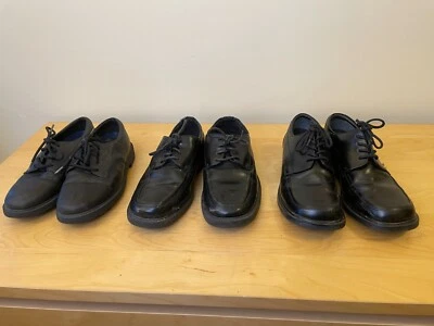 LOTE DE 3 PARES DE ZAPATOS DE VESTIR OXFORD UNIFORME DE CUERO NEGRO PARA NIÑOS - Talla 4 y 5 1/2 Foto 1 de 4