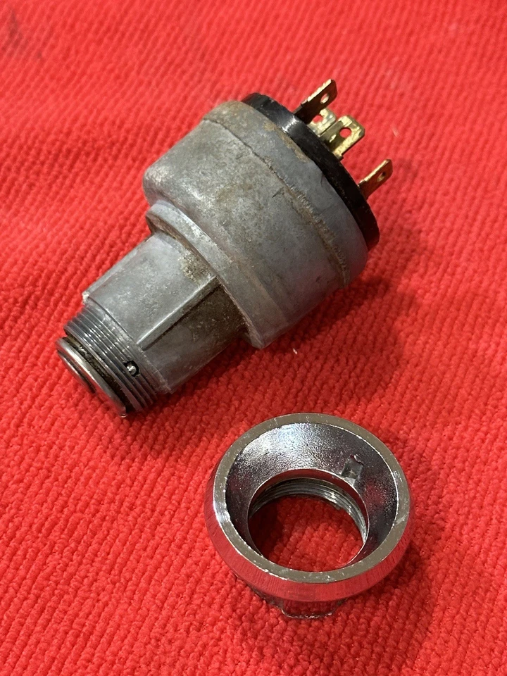 Interruptor de encendido Plymouth Barracuda 1964 bisel cromado Valiant 1965 Mopar 64 65 Foto 1 de 4