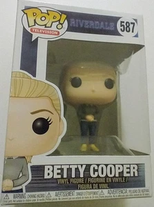 Betty Cooper Funko Pop #587 Hot Topic Exclusive Riverdale Merchandise - Picture 1 of 6