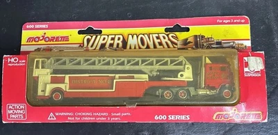 Camión de bomberos Majorette Super Movers District 2 serie 600 Francia de colección Foto 1 de 4