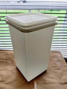 Tupperware Cracker Keeper 1314-4 Container 10"x5" Tall Square With Lid 1315-7 - Picture 1 of 10