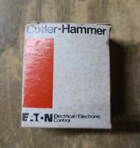 E30KLA3 Cutler Hammer Eaton Contact Block Heavy Duty 1Z-2156-Y9 - Picture 1 of 6