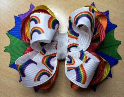 Arco de pelo arco iris Foto 1 de 4