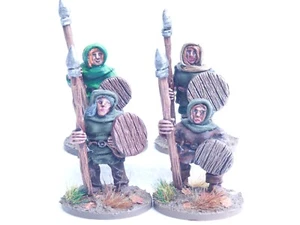 MINIATUREMEN 28MM FANTASY MEDIEVAL OUTLAWS - FEMALE HOODIES WITH SPEARS - Picture 1 of 3