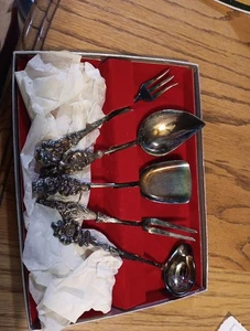 Vintage, REED & BARTON 5-piece cutlery set in original box - Picture 1 of 11