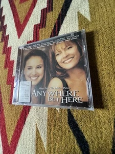SEALED CD~ ANYWHERE BUT HEAR~ 1999~ SOUNDTRACK~ HYPE STICKER~ NEW OLD STOCK - Foto 1 di 11