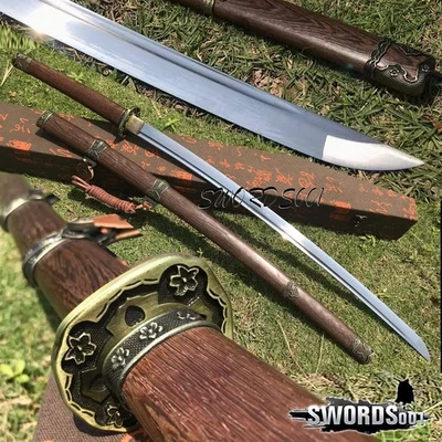 Sable militar japonés Gunto Sable Sakura Katana T10 acero palo de rosa espada samurai Foto 1 de 4