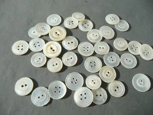 36 boutons anciens nacre pour couture - Imagen 1 de 3