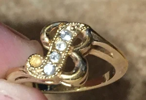 VINTAGE AVON INITIAL B RHINESTONE RING SIZE 4.75 / WRONGWAY052 - Picture 1 of 7