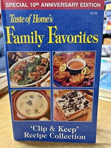 Taste of Home’s Family Favorites recipe booklet 10th Anniversary Edition - Picture 1 of 2