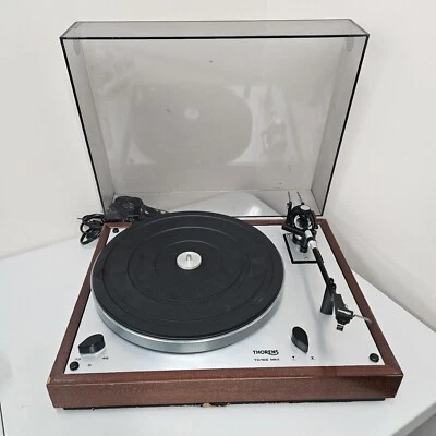 Toca-discos Thorens TD 166 MKII com cartucho Ortofon M15 (precisa funcionar, para peças) - Imagem 1 de 4