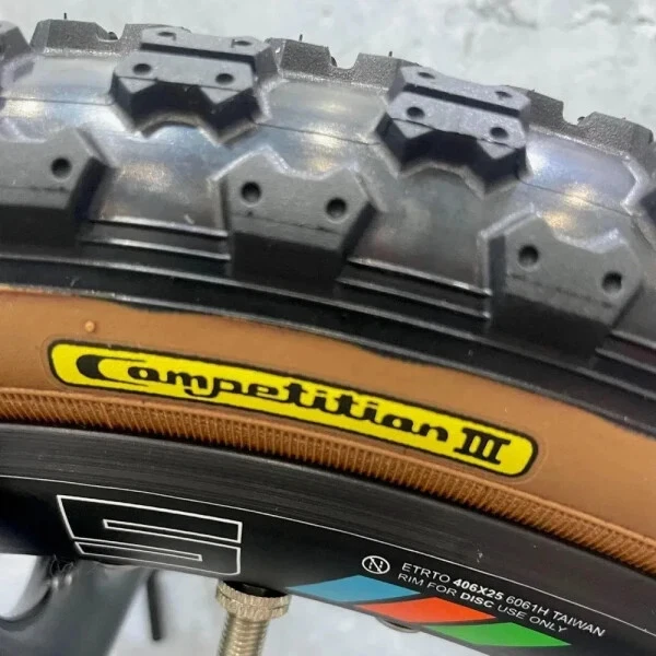 Neumáticos BMX Tioga, 20"X2.125" COMP III NEGRO/SKINWALL Oldschool GT BMX SE PAR X2 Foto 1 de 2