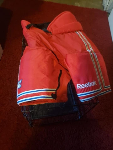 Reebok New York Rangers  34-36 Large Hockey pants breezers Cover