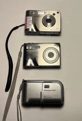 HP Digital Camaras For P/R Lot Of3 - Image 1 of 4