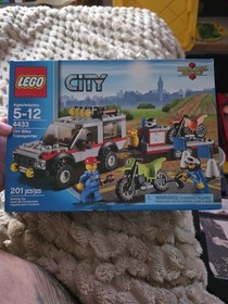 LEGO CITY: Dirt Bike Transporter (4433)