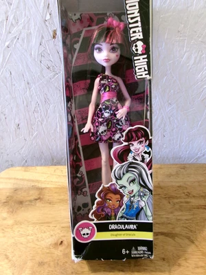 Monster High ¿Cómo abucheas? Muñeca Draculaura Hija de Drácula Nueva En Caja Foto 1 de 2