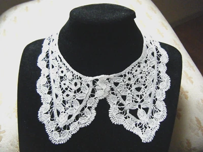 Antique, Collar bobbin lace combo Brussels & Honiton deco design soft white. - Image 1 of 4