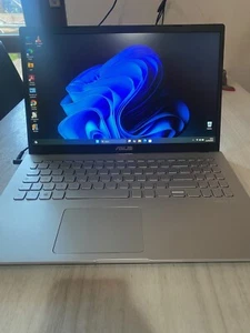 notebook Asus F509J colori argento Usato . Perfettamente funzionante i7 SSD - Foto 1 di 6