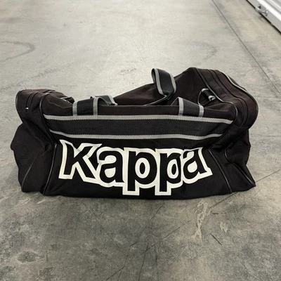 Винтажная черная спортивная сумка Kappa для путешествий выходного дня футбола футбола спортзала винтажная 90-е КАППА - Изображение 1 из 4