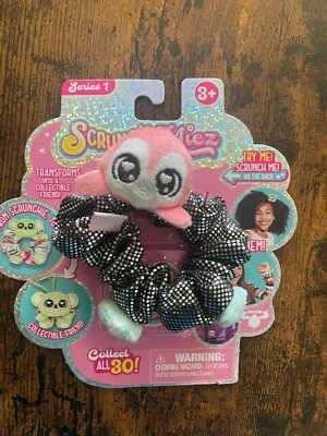 Scrunchmiez Hair Scrunchy Backpack Clip Toy Series 1 Black Pinknew - Image 1 of 2