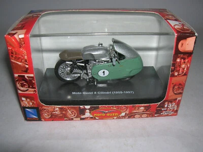 NewRay Moto Guzzi 8 Cilindri Baujahr 1955-1957 grün silber #1, 1:32 Art. 06086 - Bild 1 von 3